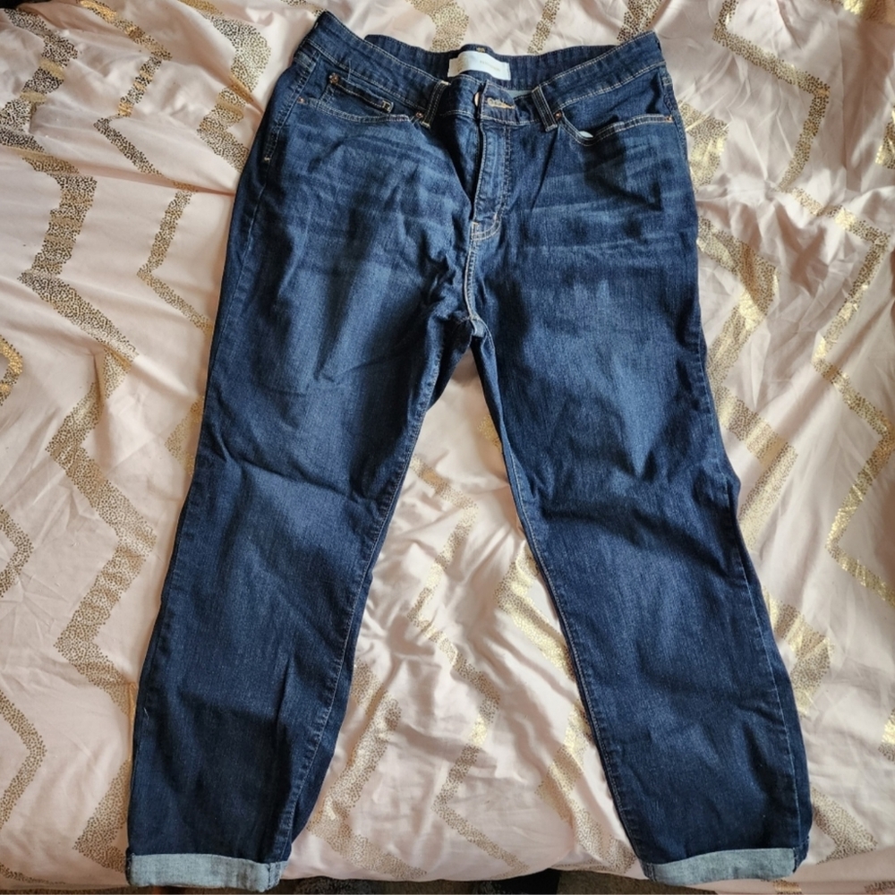Levi's boyfriend jeans